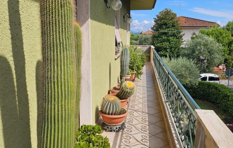 Bifamiliare in vendita a Forte dei Marmi