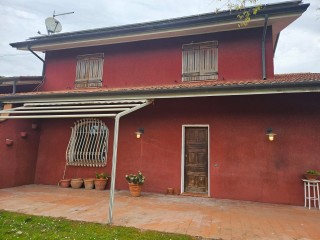 Bifamiliare in vendita a Forte dei Marmi