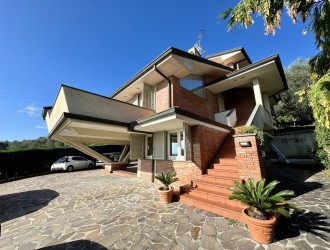 Villa singola in vendita a Massarosa
