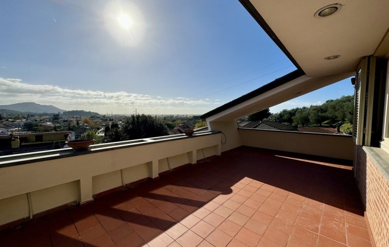 Villa singola in vendita a Massarosa