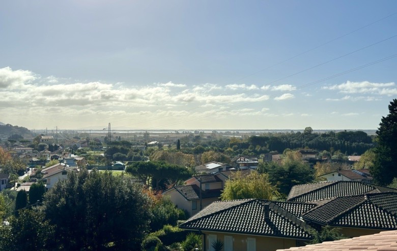 Villa singola in vendita a Massarosa