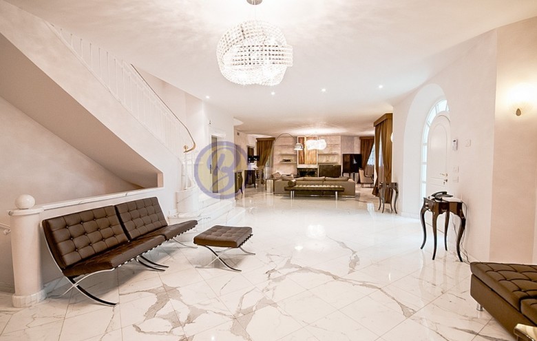Villa singola in vendita a Forte dei Marmi