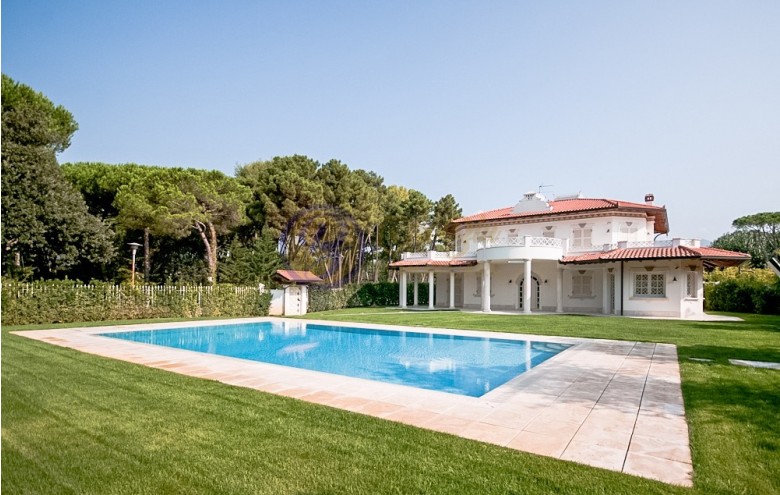 Villa singola in vendita a Forte dei Marmi