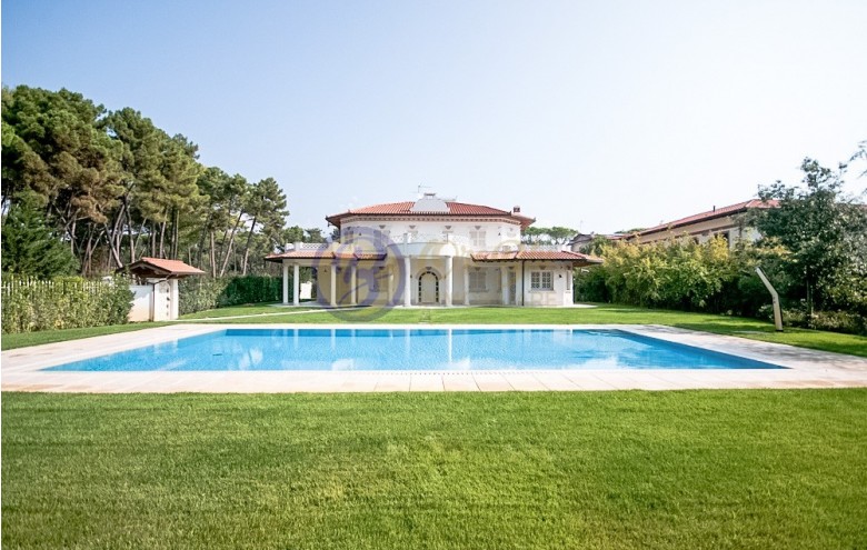 Villa singola in vendita a Forte dei Marmi