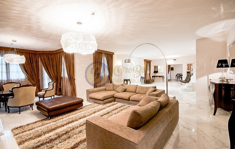 Villa singola in vendita a Forte dei Marmi