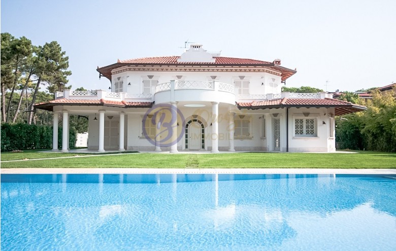 Villa singola in vendita a Forte dei Marmi