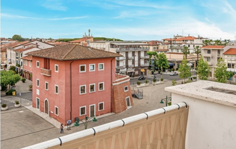 Attico in vendita a Forte dei Marmi