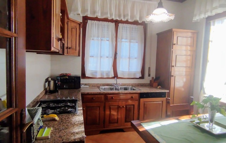 Bifamiliare in vendita a Camaiore