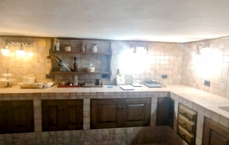 Bifamiliare in vendita a Camaiore