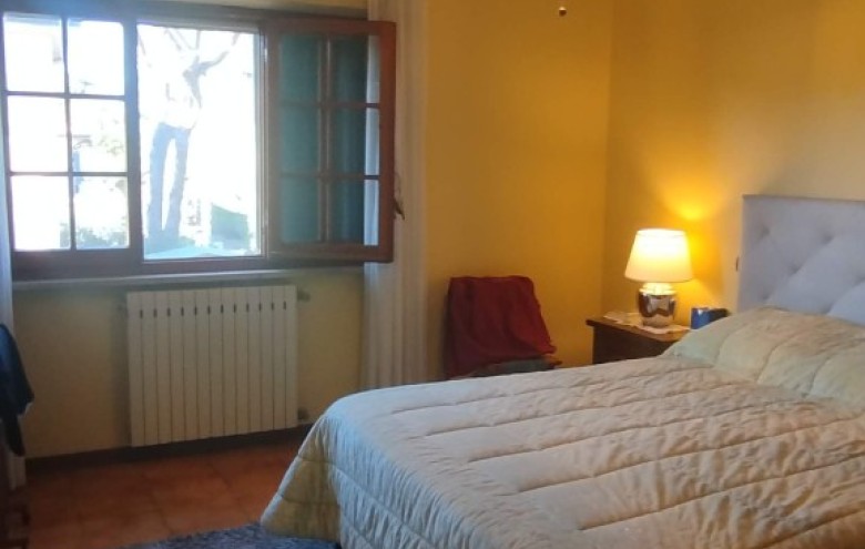 Bifamiliare in vendita a Camaiore