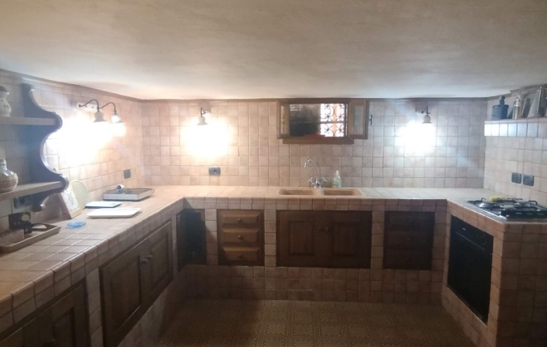 Bifamiliare in vendita a Camaiore