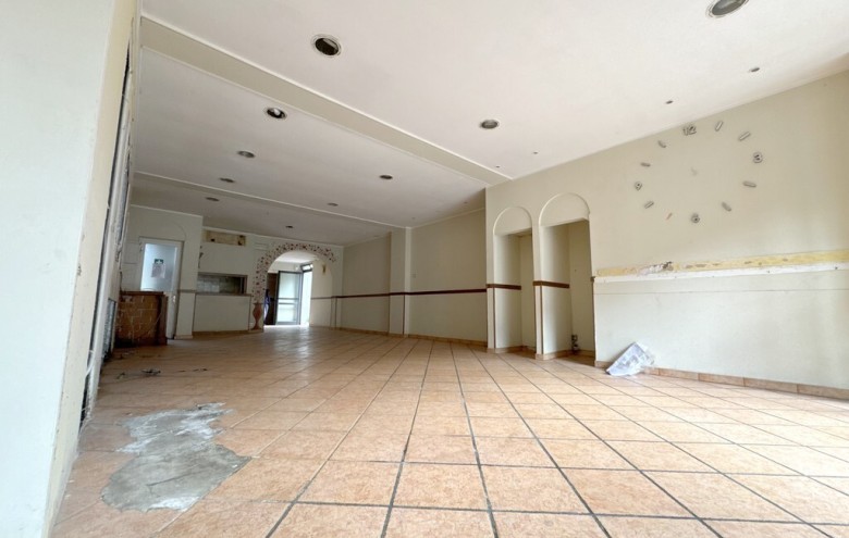 Immobile Commerciale in affitto a Viareggio