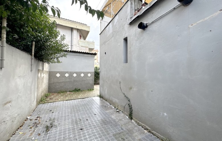 Immobile Commerciale in affitto a Viareggio