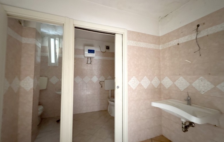 Immobile Commerciale in affitto a Viareggio