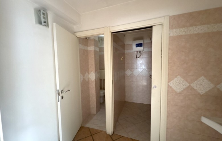 Immobile Commerciale in affitto a Viareggio