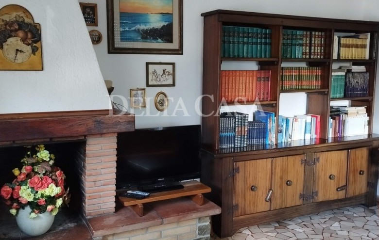 Villa singola in vendita a Camaiore