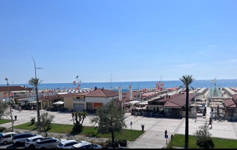 Appartamento in vendita a Camaiore