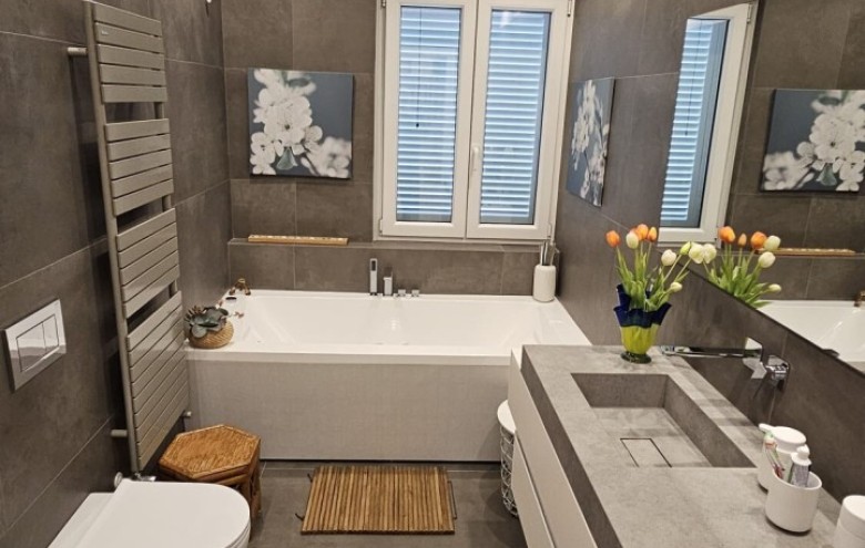 Bifamiliare in affitto a Camaiore