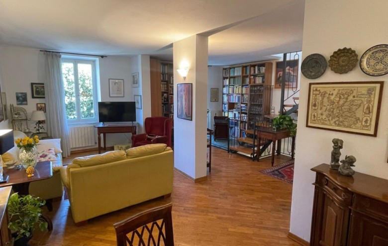 Appartamento in vendita a Camaiore