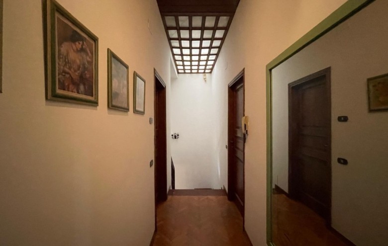 Bifamiliare in vendita a Camaiore