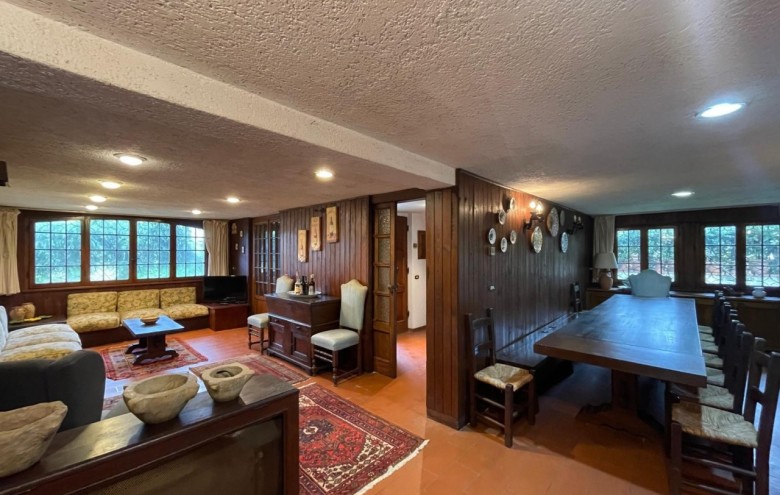 Bifamiliare in vendita a Camaiore