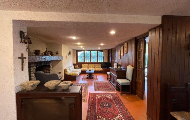 Bifamiliare in vendita a Camaiore