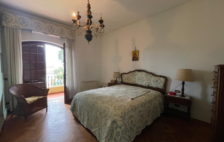 Bifamiliare in vendita a Camaiore