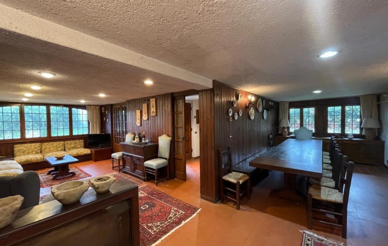 Bifamiliare in vendita a Camaiore