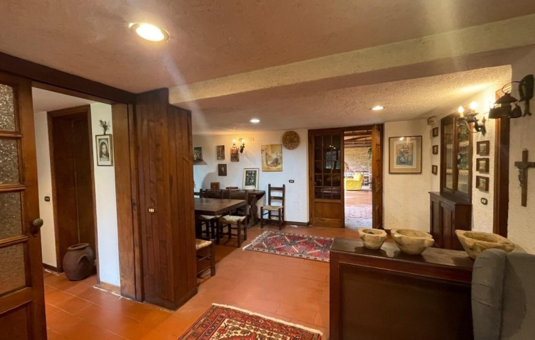 Bifamiliare in vendita a Camaiore