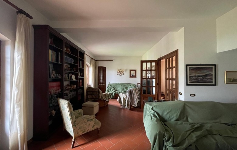 Bifamiliare in vendita a Camaiore