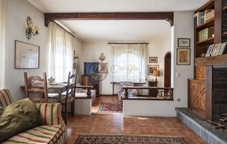 Bifamiliare in vendita a Camaiore