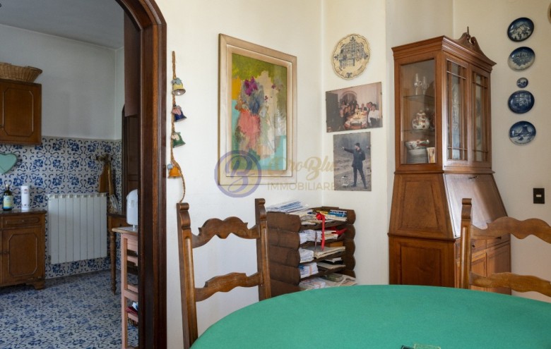 Bifamiliare in vendita a Camaiore