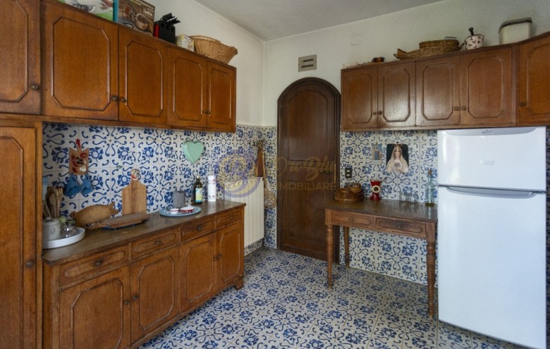 Bifamiliare in vendita a Camaiore