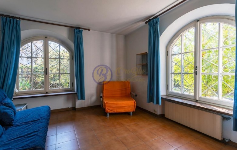 Bifamiliare in vendita a Camaiore