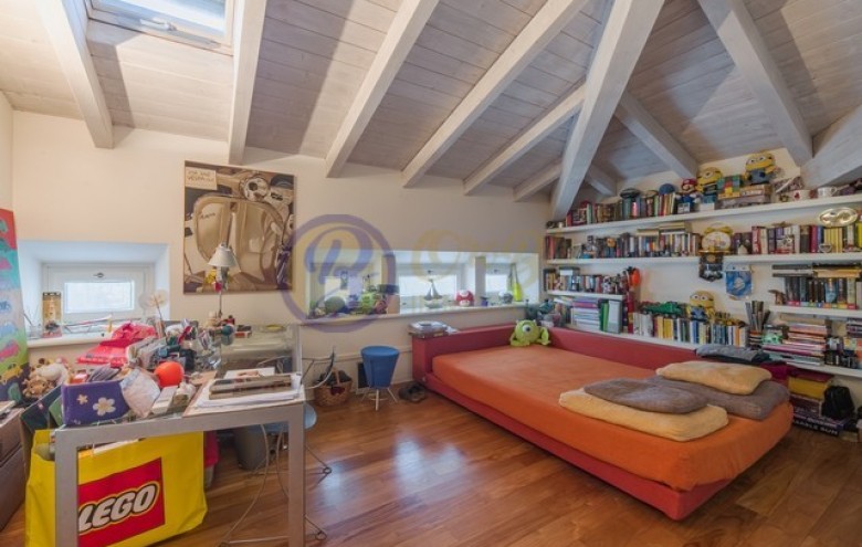 Villa singola in vendita a Camaiore