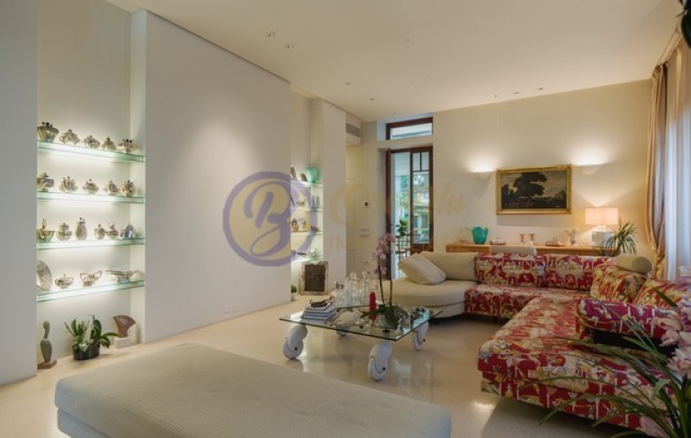 Villa singola in vendita a Camaiore