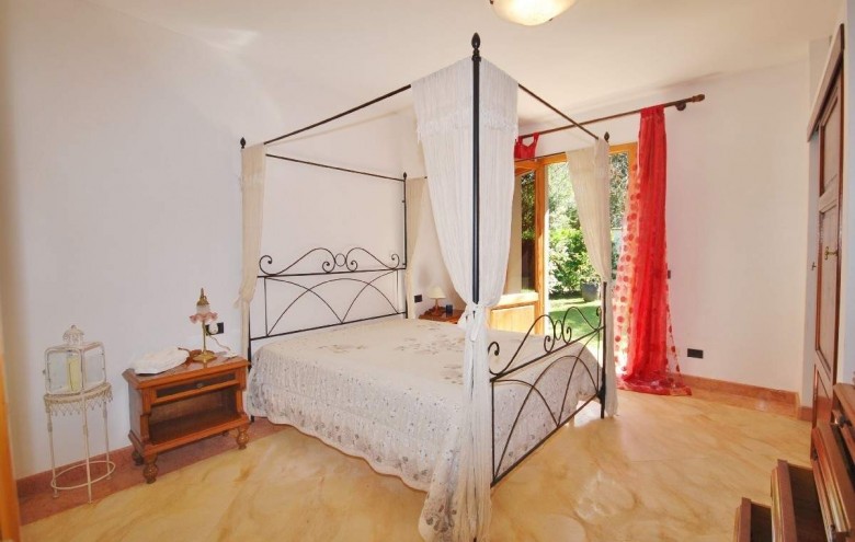 Villa singola in affitto a Pietrasanta