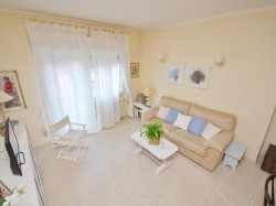 appartamento-piano-primo-con-balcone-a-60-mt-dal-mare