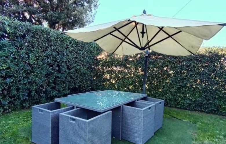 Villa singola in affitto a Pietrasanta