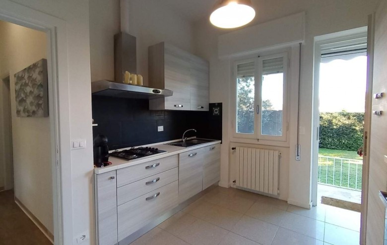 Villa singola in affitto a Pietrasanta