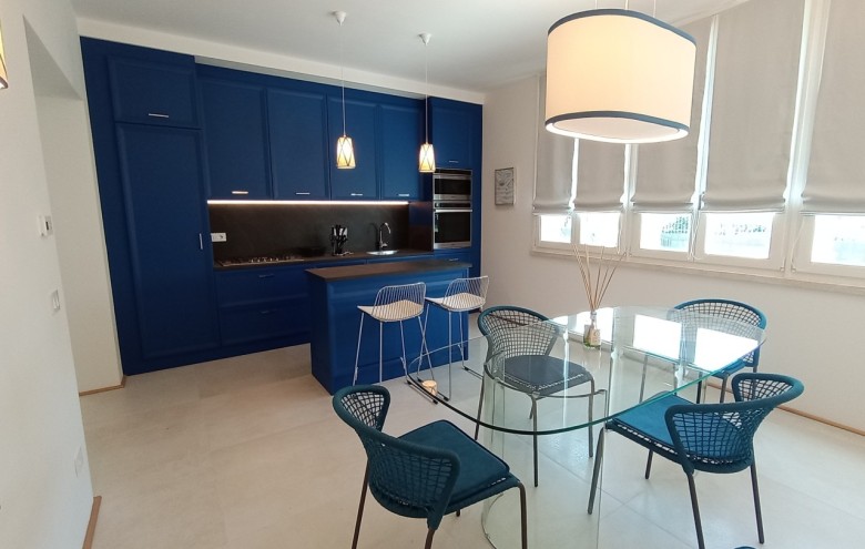 Bifamiliare in affitto a Pietrasanta