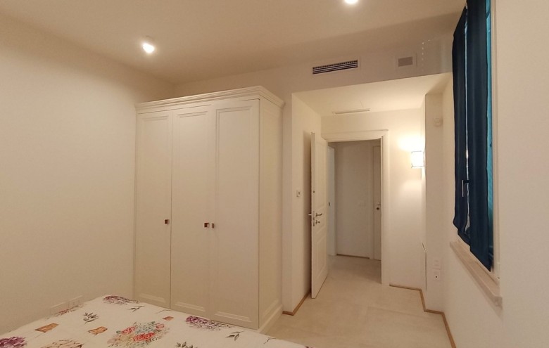 Bifamiliare in affitto a Pietrasanta