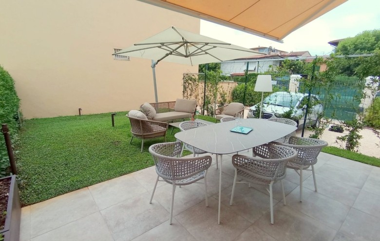 Bifamiliare in affitto a Pietrasanta