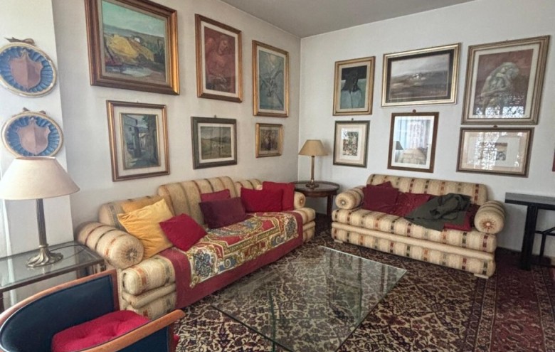 Appartamento in vendita a Camaiore