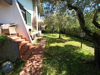 Villa singola in vendita a Lido di Camaiore