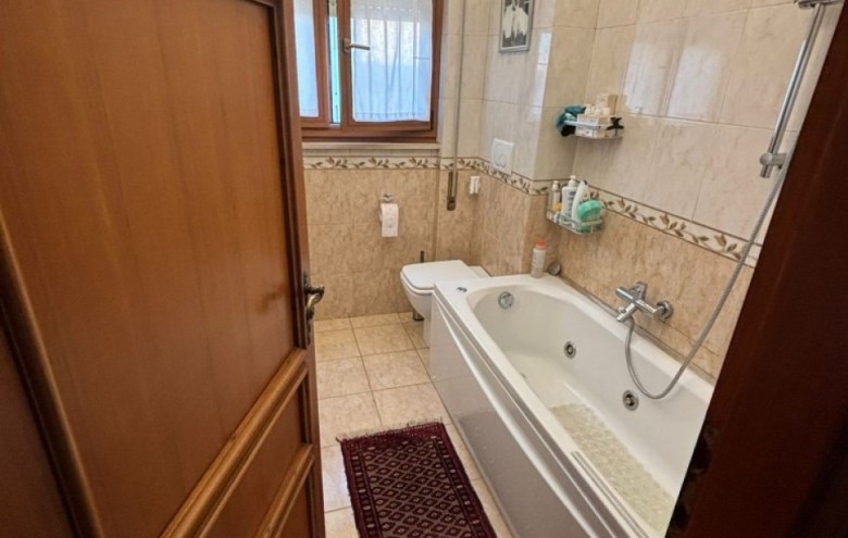 Appartamento in vendita a Camaiore