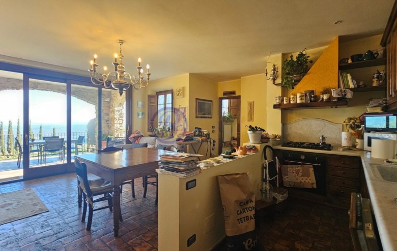 Villa singola in vendita a Massarosa