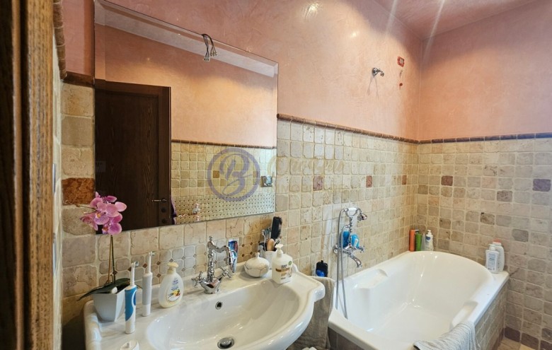 Villa singola in vendita a Massarosa