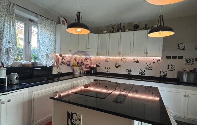 Villa singola in vendita a Massarosa