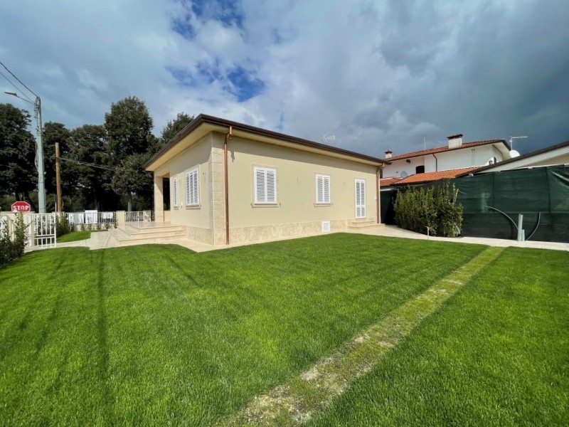 Villa singola in vendita a Pietrasanta
